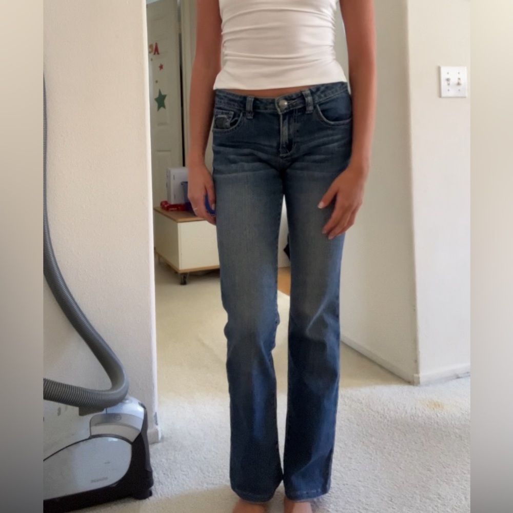 Jeans - Picture 2 of 5